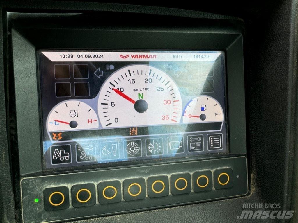 Yanmar B95W (40744) Gravemaskiner på hjul