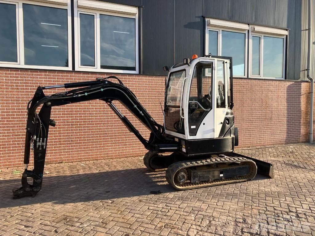 Messersi M28UC Minigravemaskiner