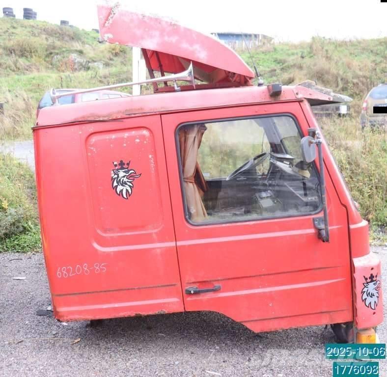 Scania P 82 M Kabiner og interiør