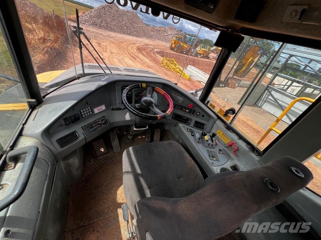 Volvo A 25 D Terrængående lastbiler