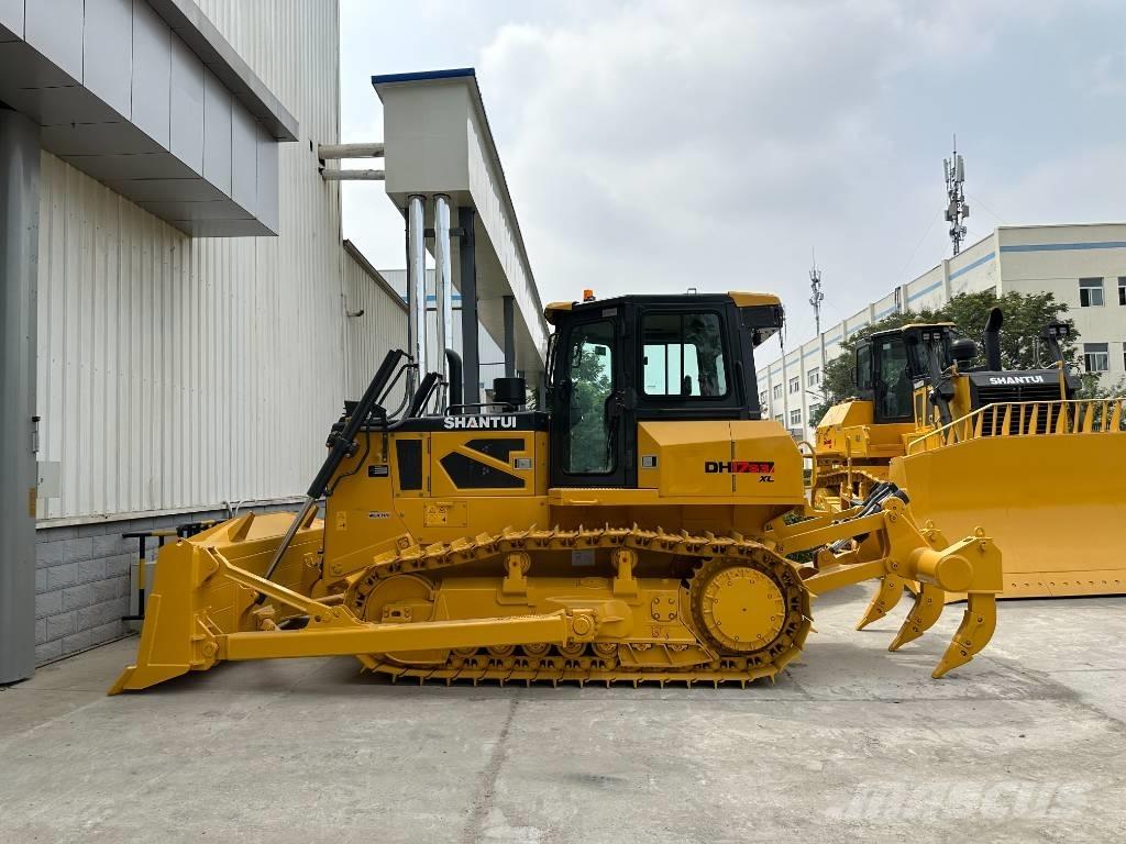 Shantui DH 17 Bulldozer på larvebånd