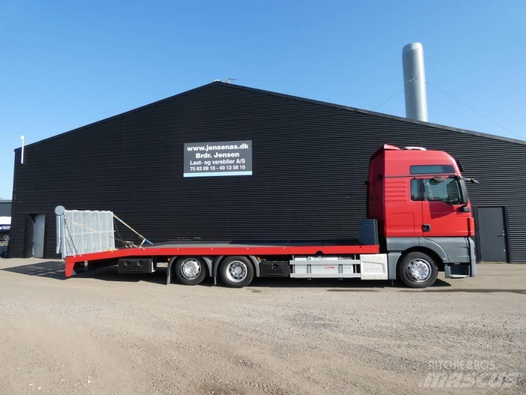 MAN TGX 26.470 Autotransportere / Knæklad