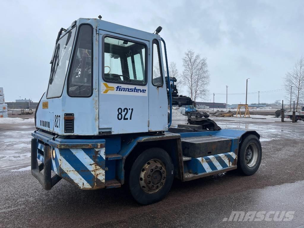 Sisu TRX181 Terminaltraktorer