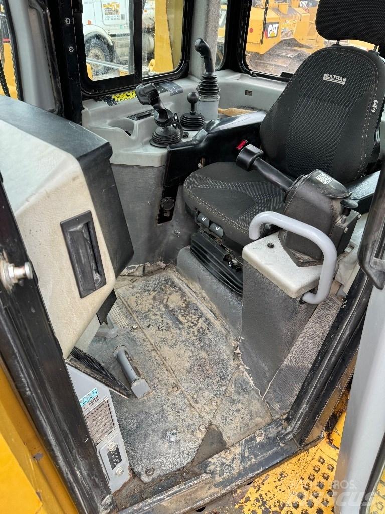 CAT D 6 T XW Bulldozer på larvebånd