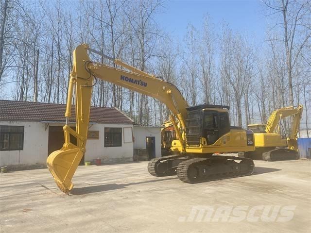 Komatsu PC200-7 Gravemaskiner på larvebånd