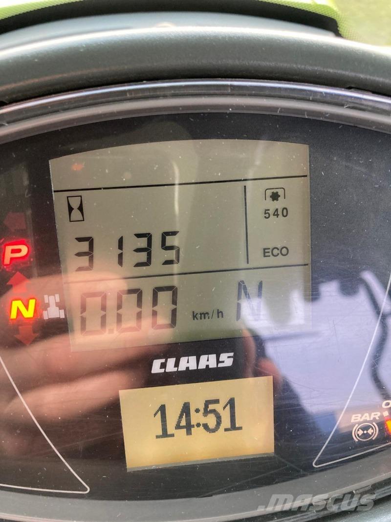 CLAAS Axion 870 Traktorer