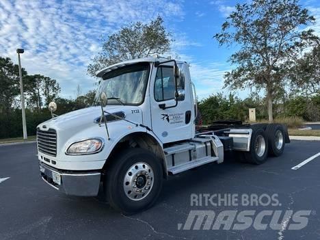 Freightliner M2 Trækkere