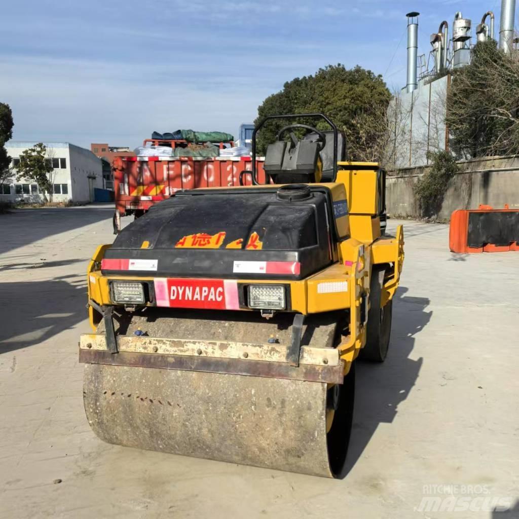 Dynapac CC 142 Tvilling tromle