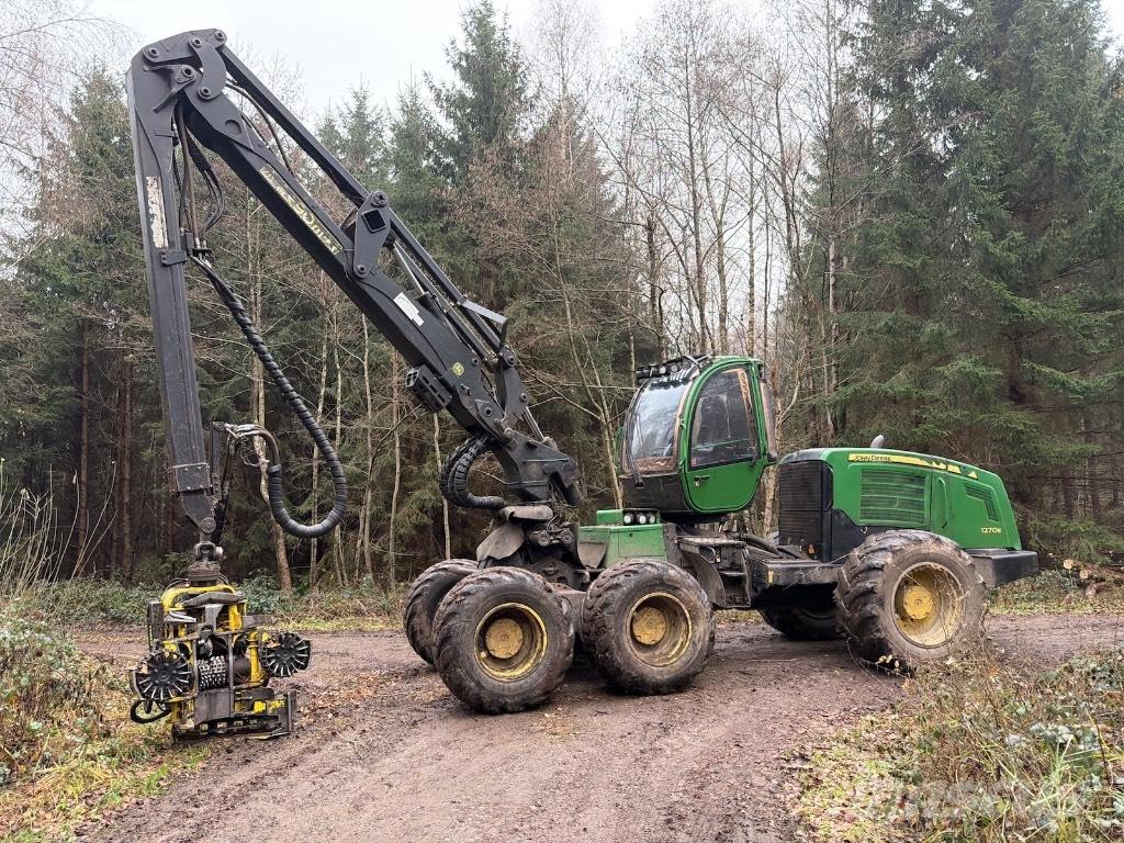 John Deere 1270 E Skovningsmaskiner