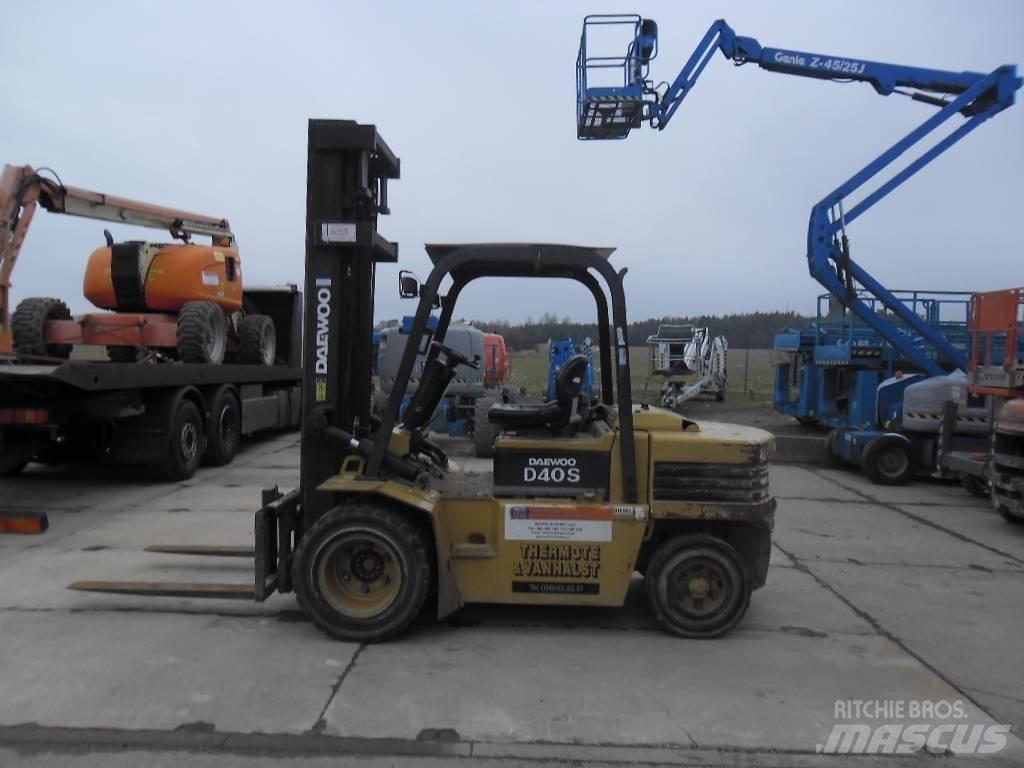 Daewoo Doosan D 40S Diesel gaffeltrucks