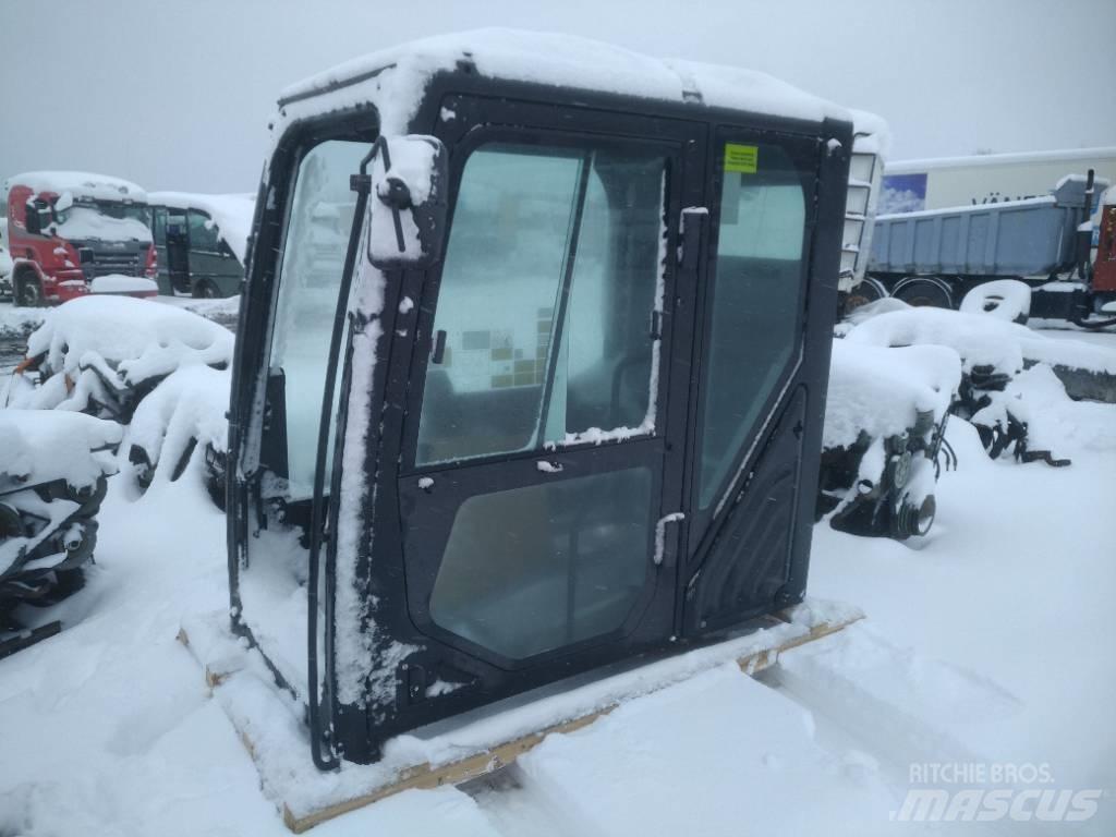 Volvo BM 325FL Cabin Kabiner og interiør
