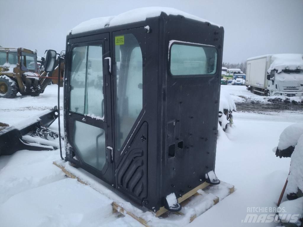 Volvo BM 325FL Cabin Kabiner og interiør