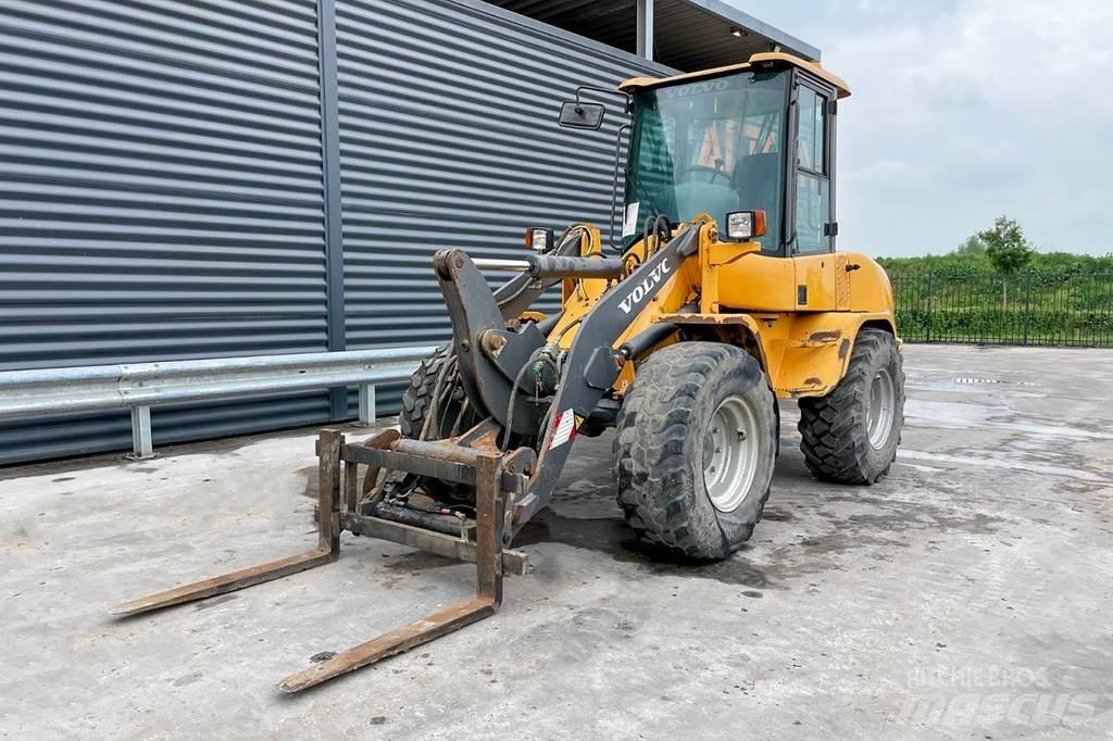 Volvo L 30 ZX Læssemaskiner på hjul