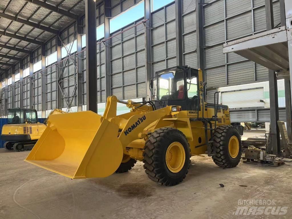 Komatsu WA 320-3 Læssemaskiner på hjul