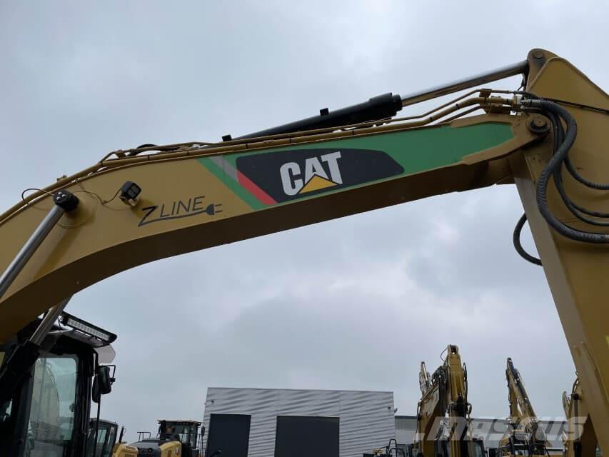 CAT 323F Z-Line Gravemaskiner på larvebånd