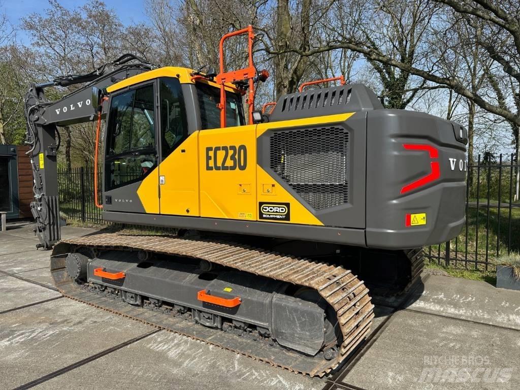 Volvo EC 230FL Gravemaskiner på larvebånd