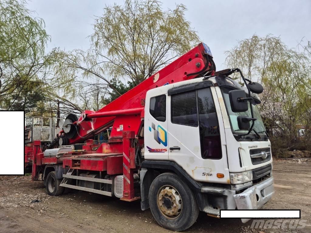 Horyong SKY450 Lastbilmonterede lifte