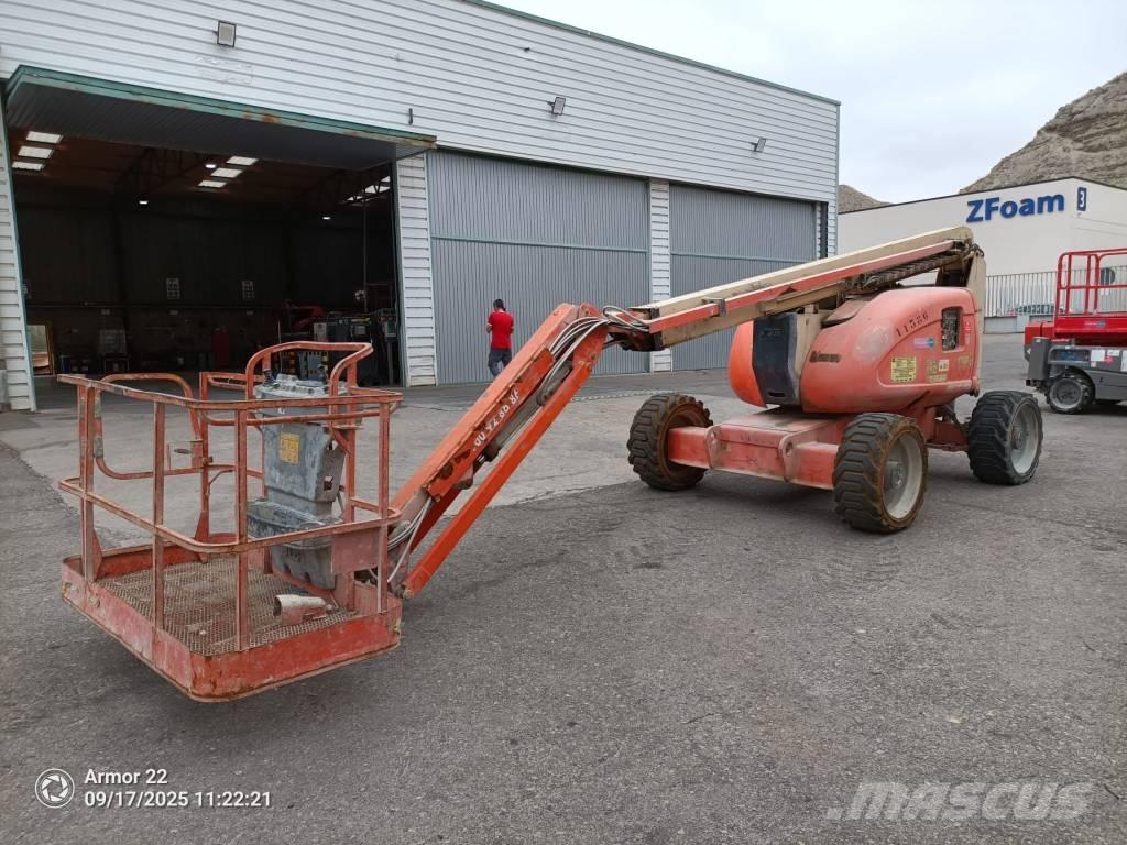 JLG 600 AJ Bomlifte med knækarm
