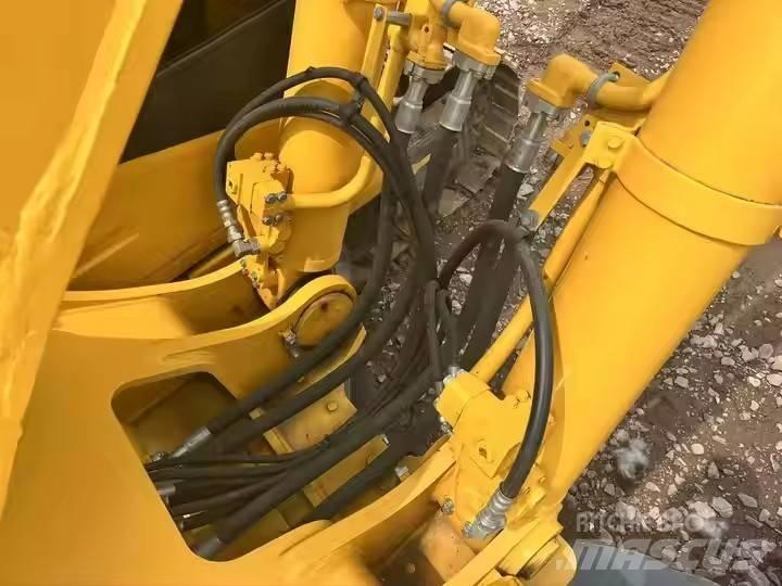 Komatsu PC450-7 Gravemaskiner på larvebånd