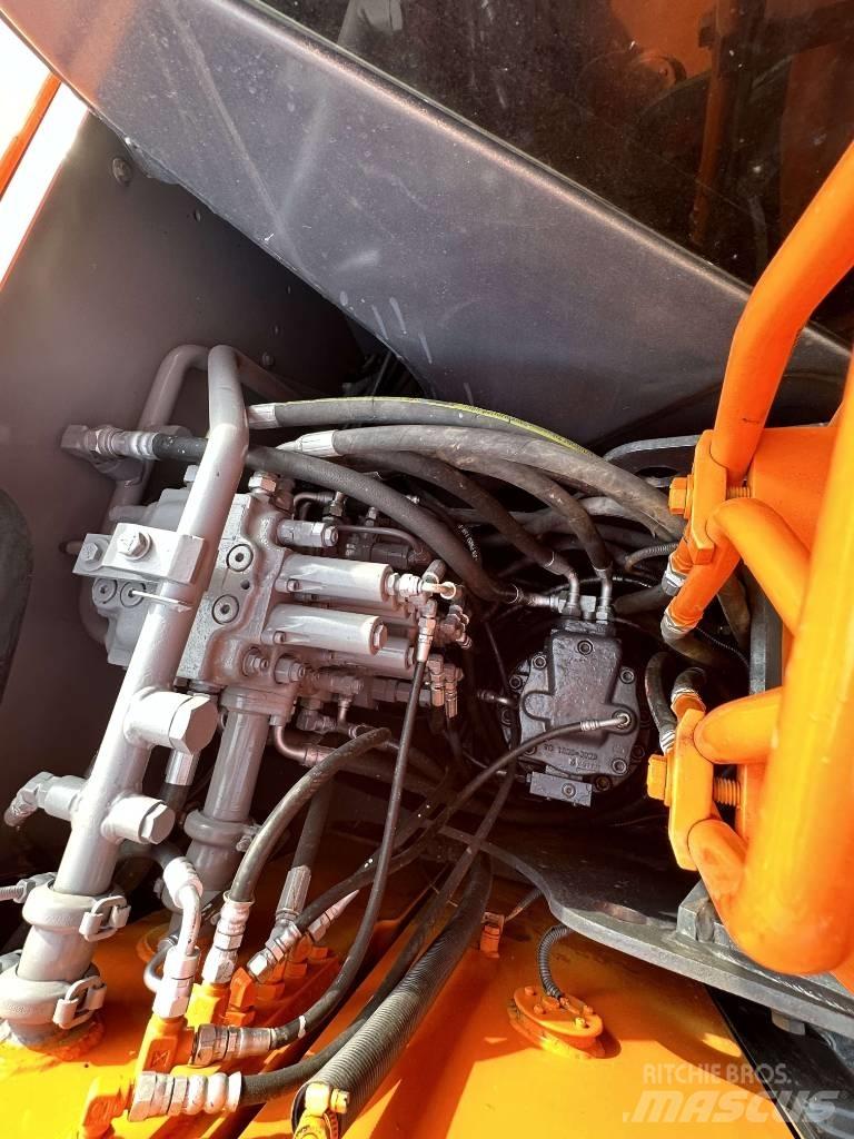 Hitachi ZX 70 Gravemaskiner på larvebånd