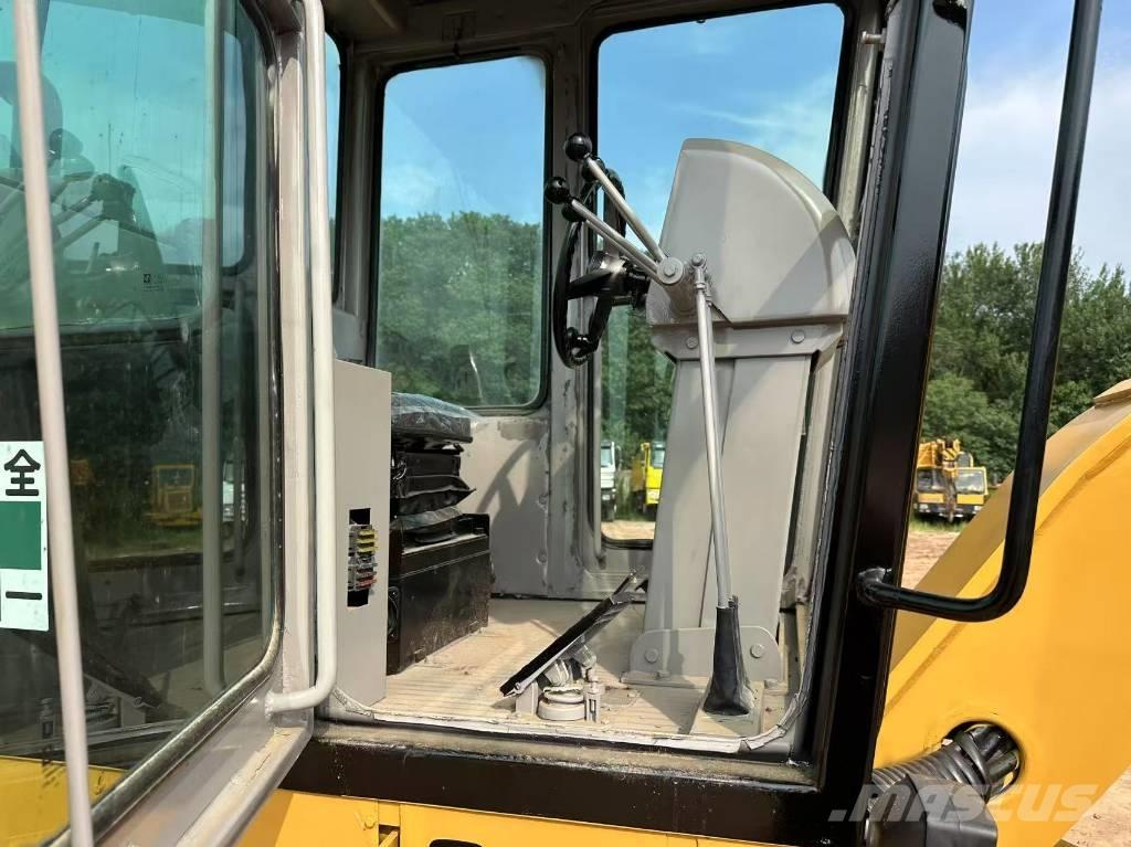 CAT 140 K Vejhøvle / Gradere