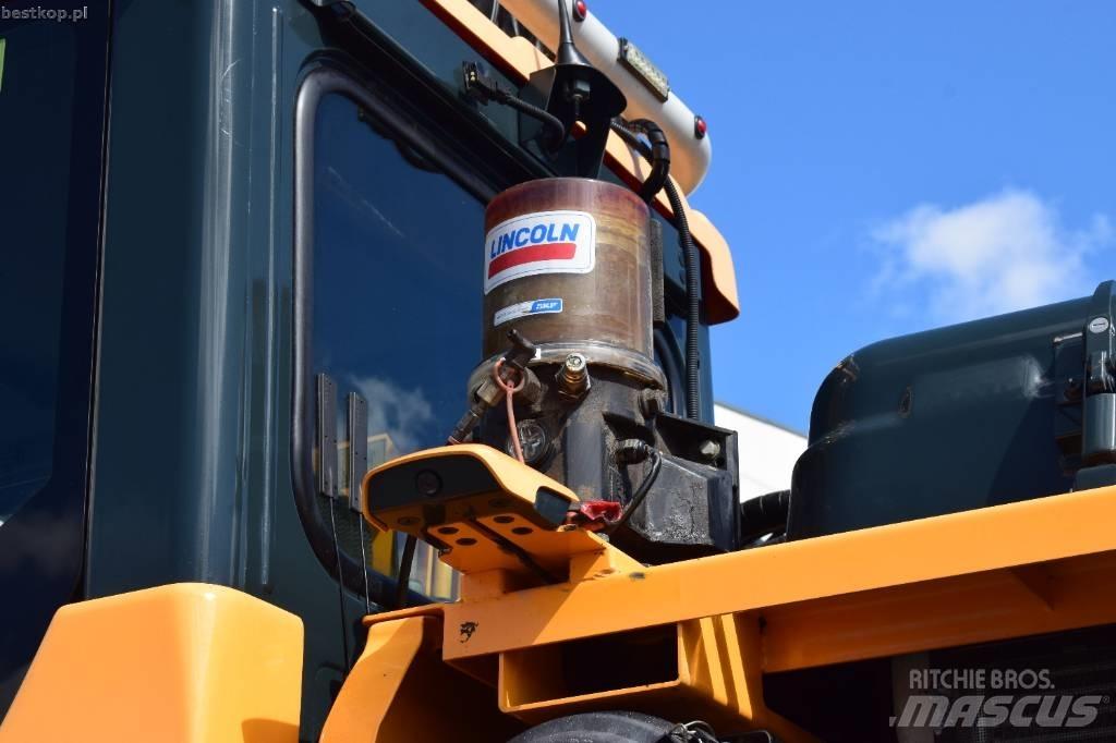 Hyundai HW 160 Gravemaskiner på hjul