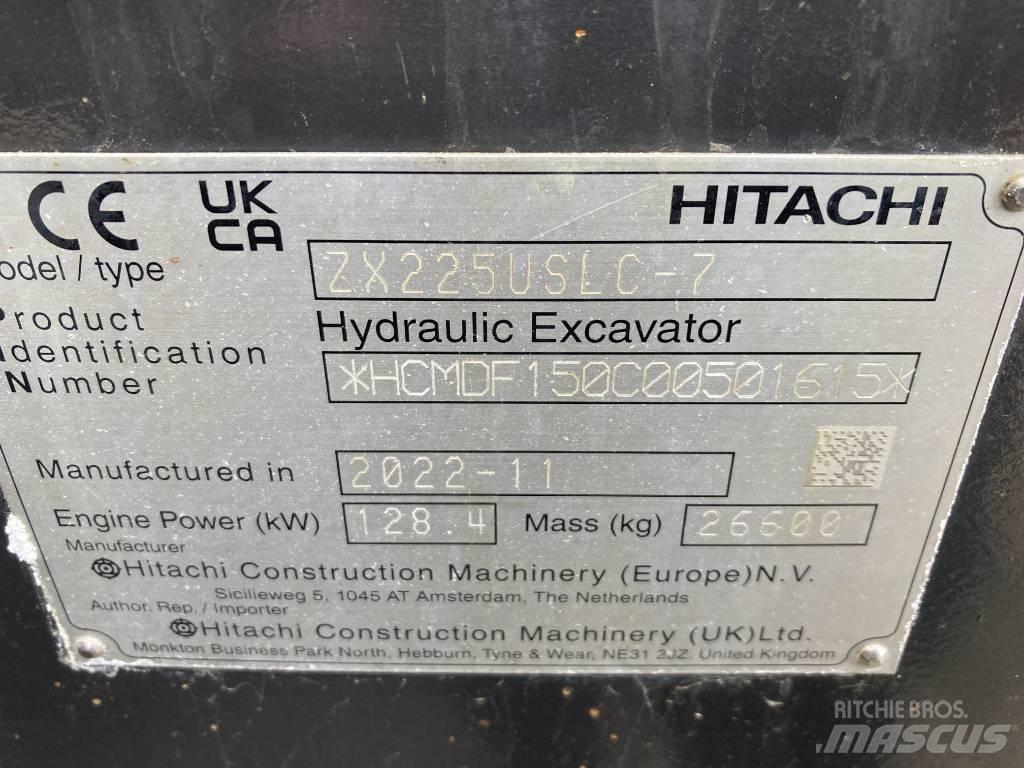 Hitachi ZX 225 US LC Gravemaskiner på larvebånd