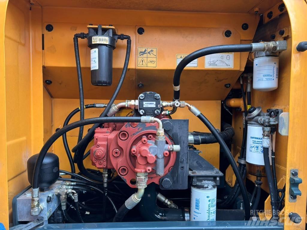 Hyundai 220LC-9A Gravemaskiner på larvebånd