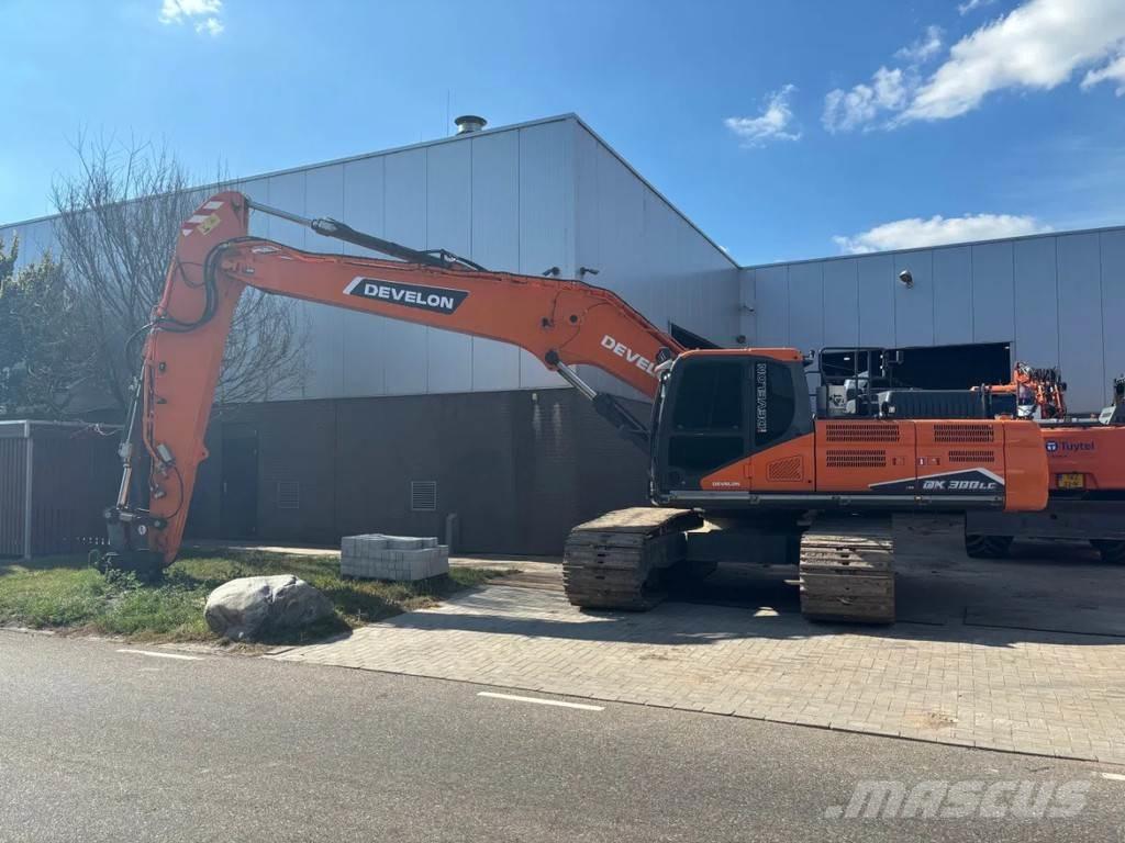 Develon DX300LC-7K Gravemaskiner på larvebånd