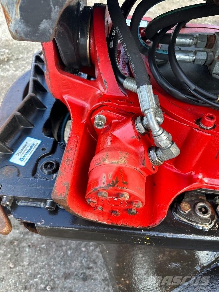 Takeuchi TB 2150 R Gravemaskiner på larvebånd