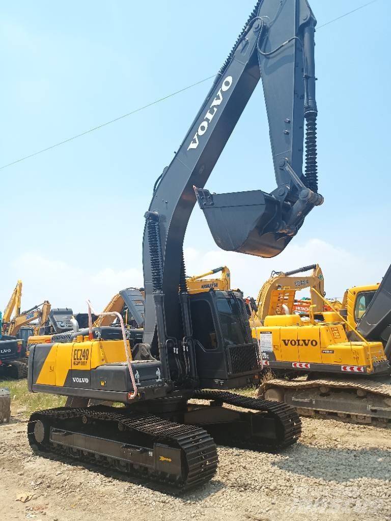 Volvo EC 240 Gravemaskiner på larvebånd