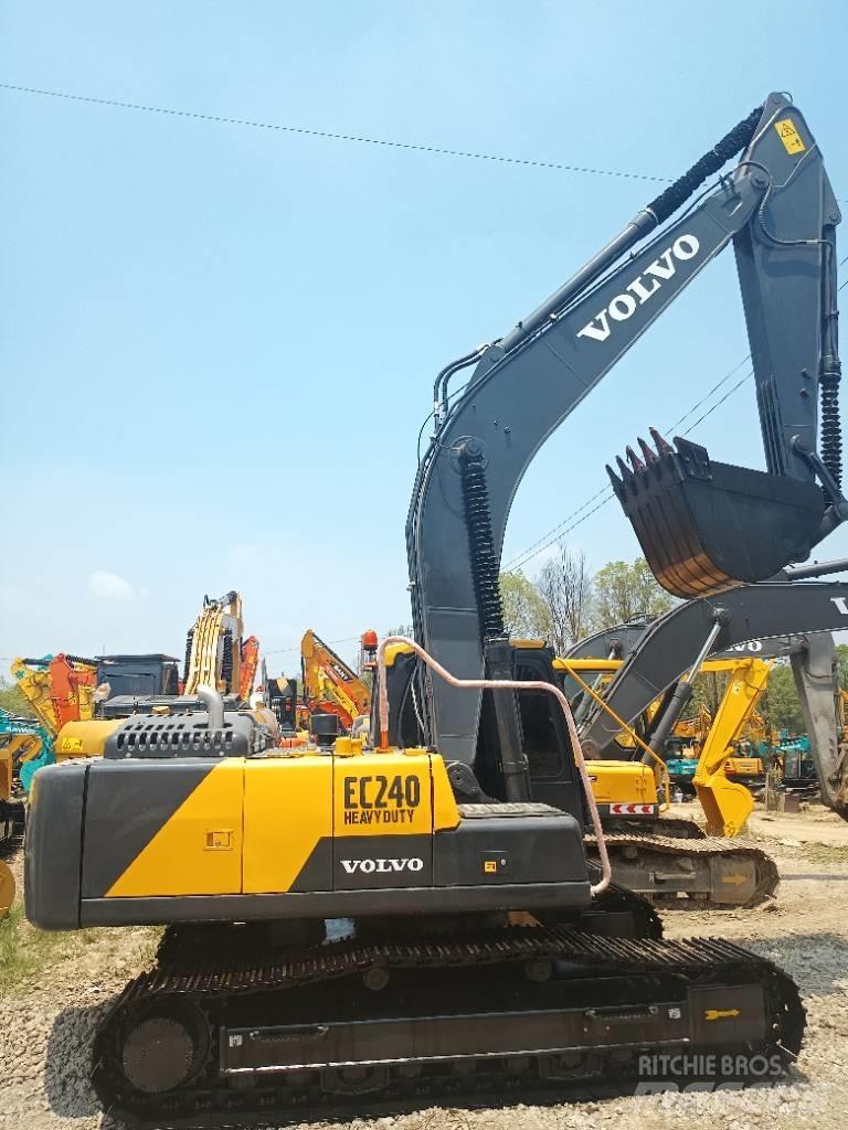 Volvo EC 240 Gravemaskiner på larvebånd