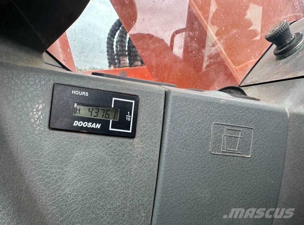 Doosan DX 140 LCR-3 Gravemaskiner på larvebånd