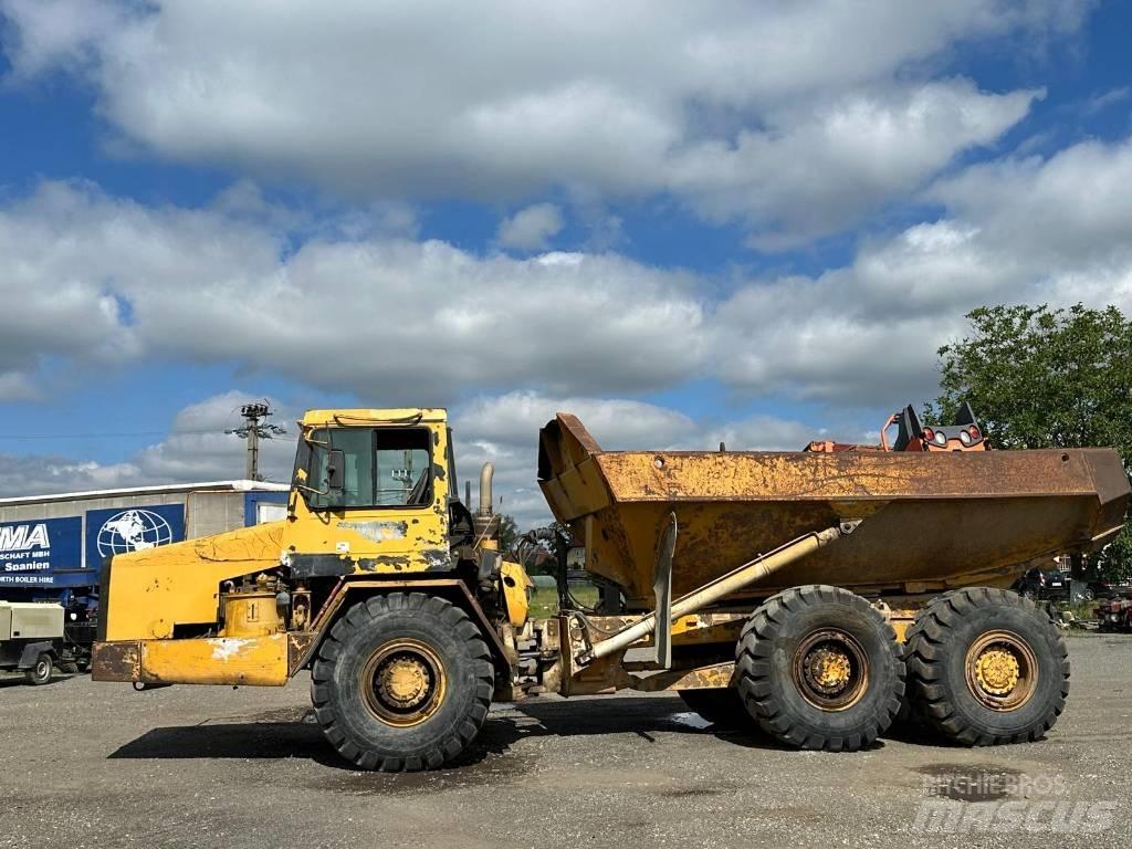 CAT D 300 E Terrængående lastbiler