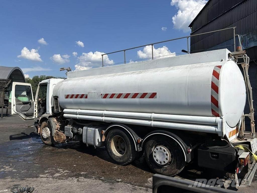 Renault 320 Tankbiler