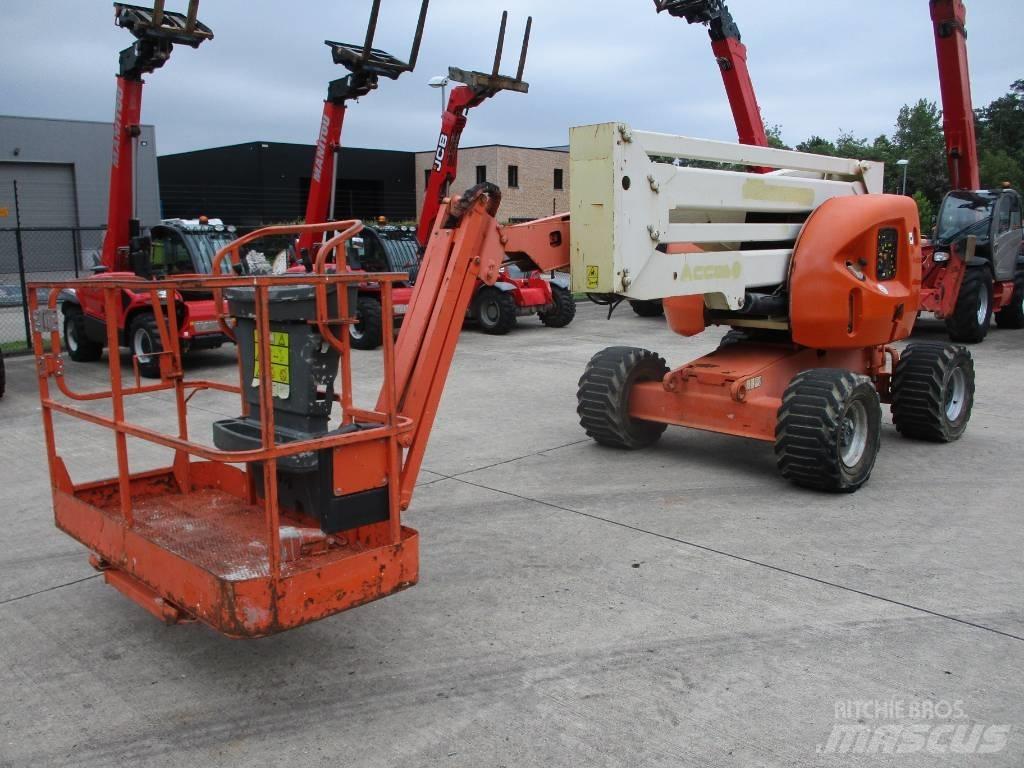 JLG 450 AJ (040) Bomlifte med knækarm
