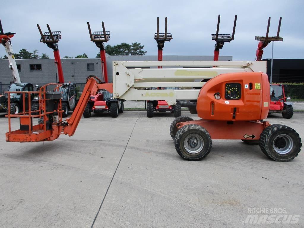 JLG 450 AJ (040) Bomlifte med knækarm