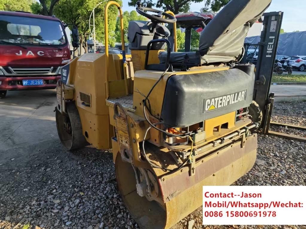 CAT CB 24 Tvilling tromle