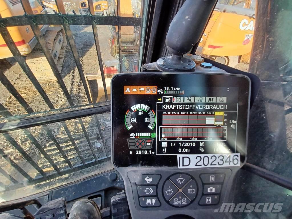 CASE CX 370 D Gravemaskiner på larvebånd