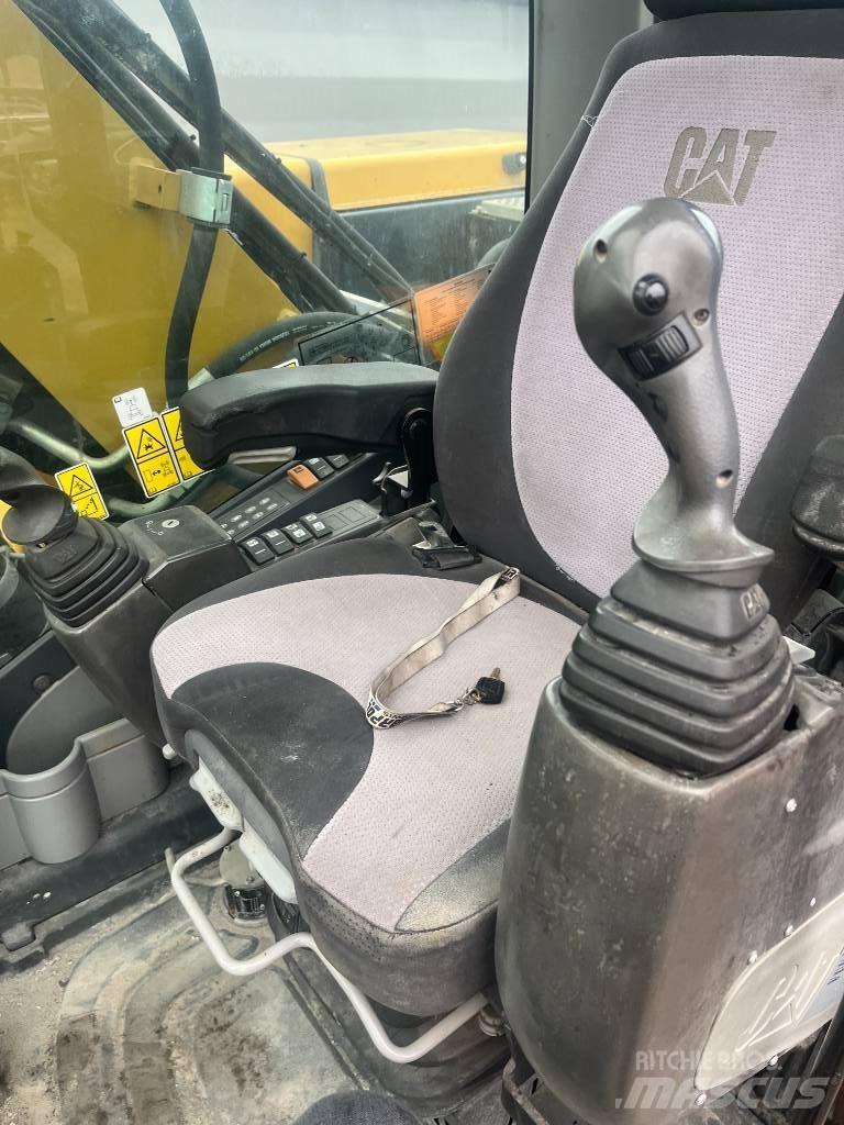 CAT 313 D Gravemaskiner på hjul