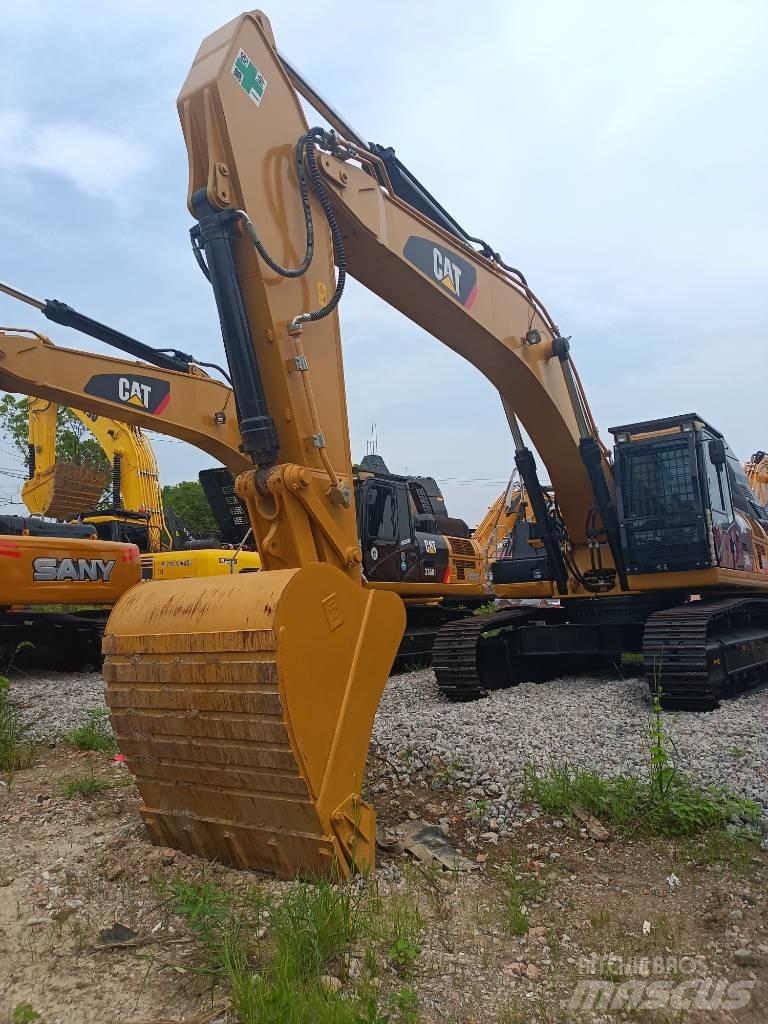 CAT 330 D Gravemaskiner på larvebånd