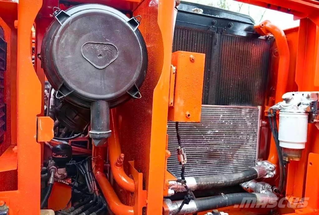 Doosan DX 140 Gravemaskiner på larvebånd
