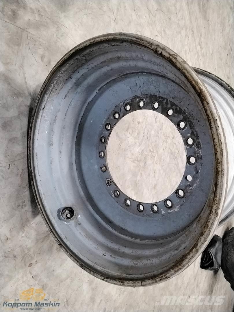 Valmet 941 20x34 Dæk, hjul og fælge