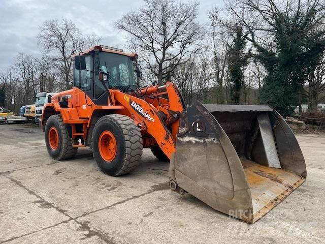 Doosan DL 200 Læssemaskiner på hjul