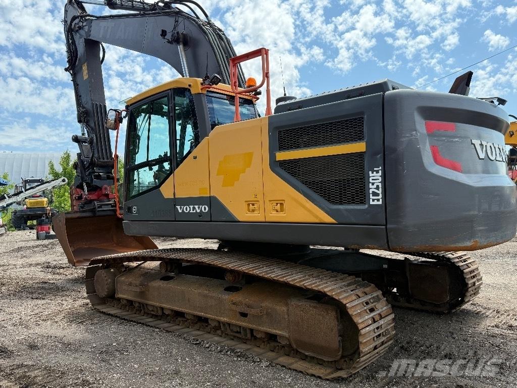 Volvo EC 250 E Gravemaskiner på larvebånd