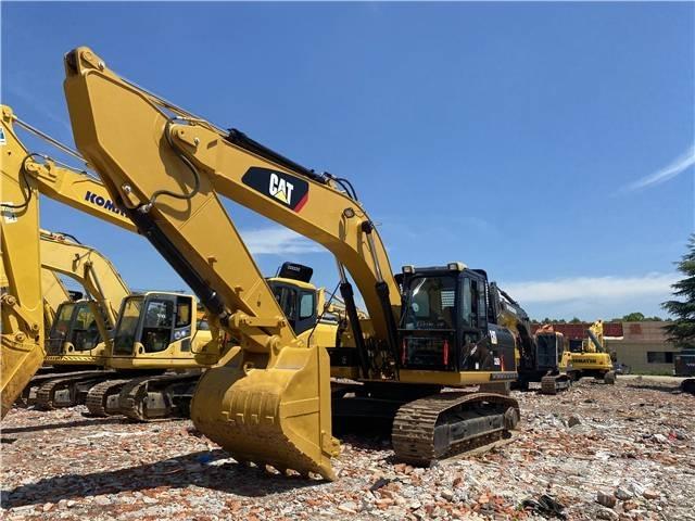 CAT 326D Gravemaskiner på larvebånd