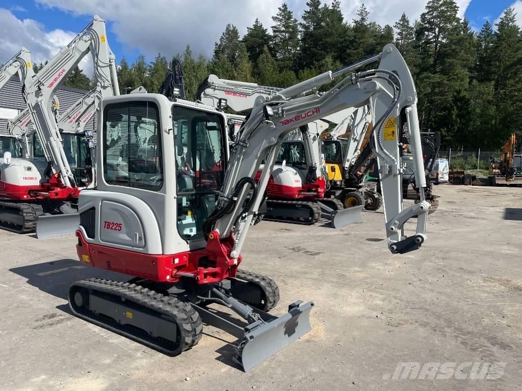 Takeuchi TB 225 Minigravemaskiner