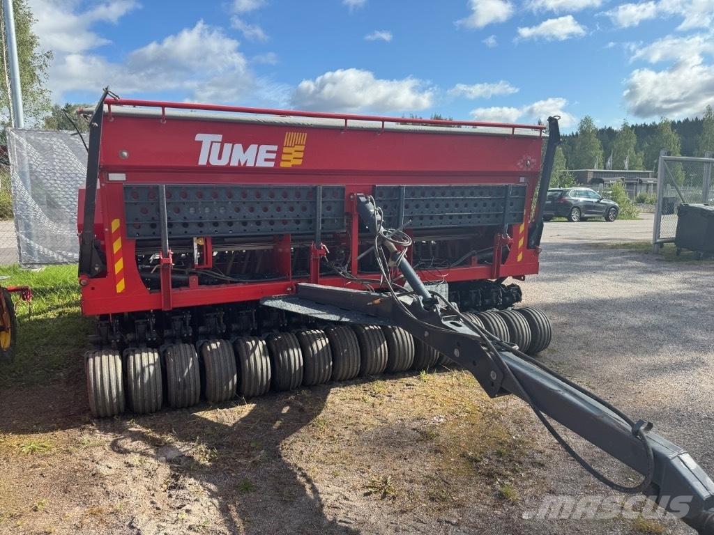 Tume Nova Combi 4000 Kombi-såmaskiner