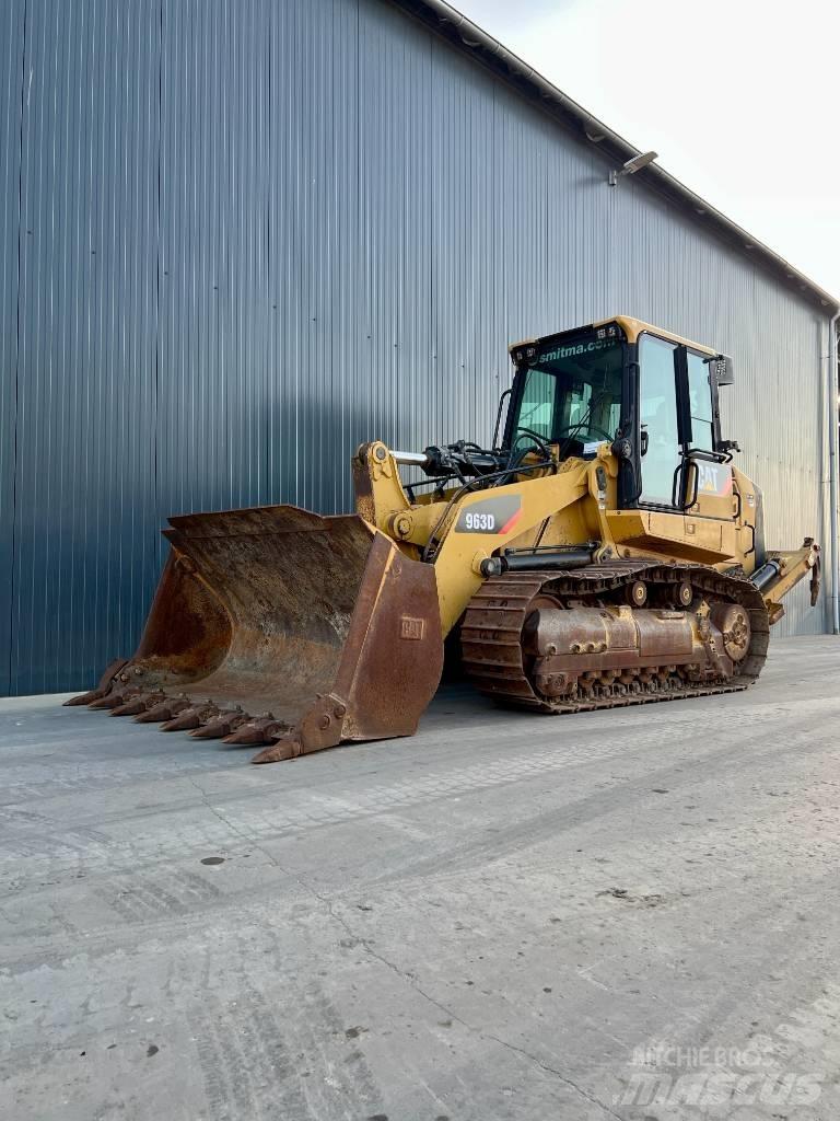 CAT 963D Larvebåndslæssere