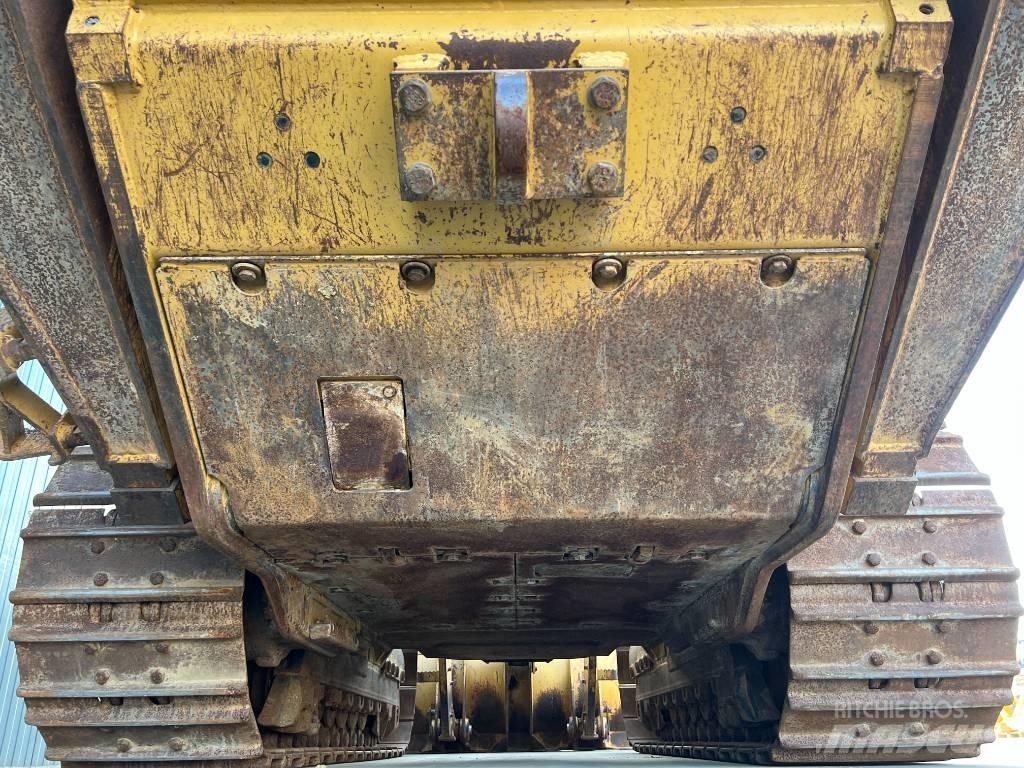 CAT 963D Larvebåndslæssere